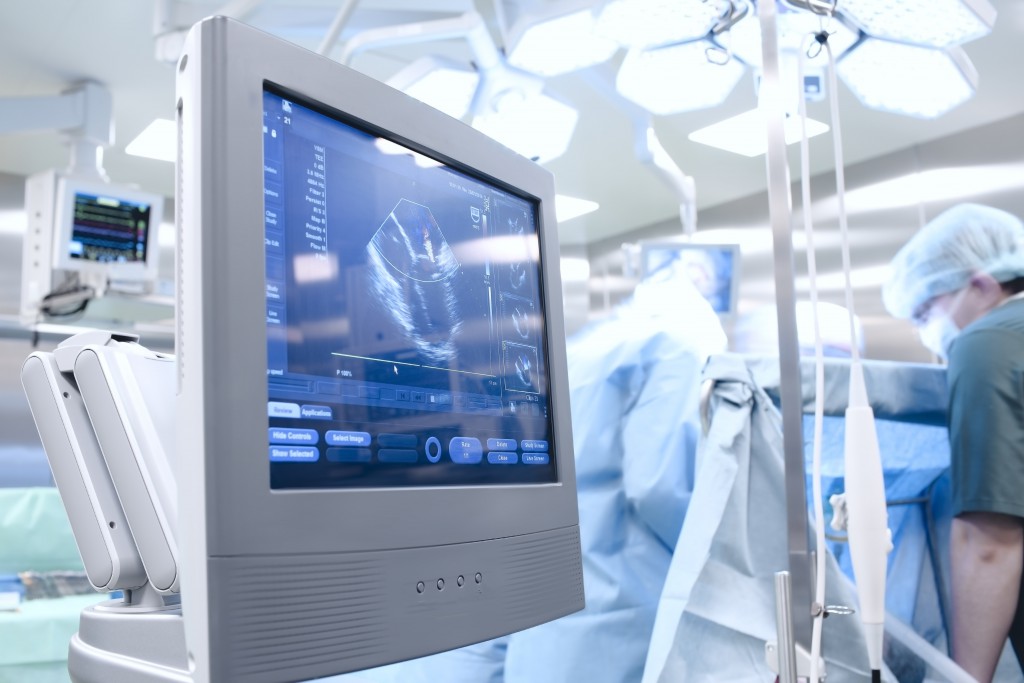Transplantation eines Kopfes? Ein Neurochirurg will es wagen und erntet dafür viel Kritik von seinen Kollegen. (Bild: sudok1/fotolia)