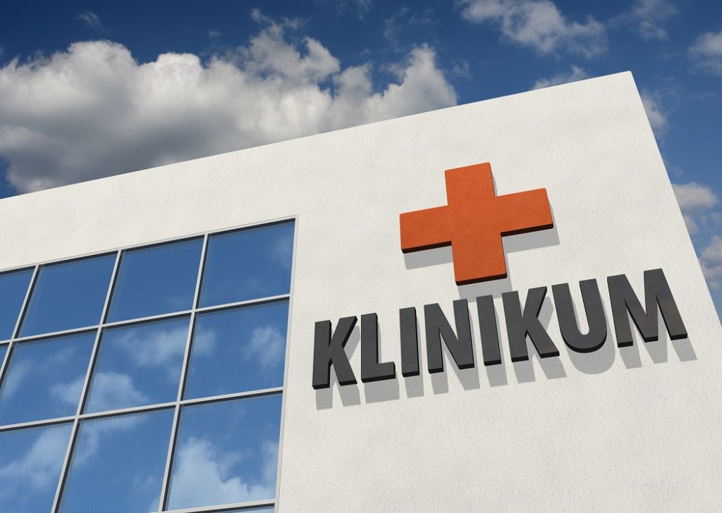 19 Jugendliche mussten in der Klinik notversorgt werden. Bild: bluedesign - fotolia