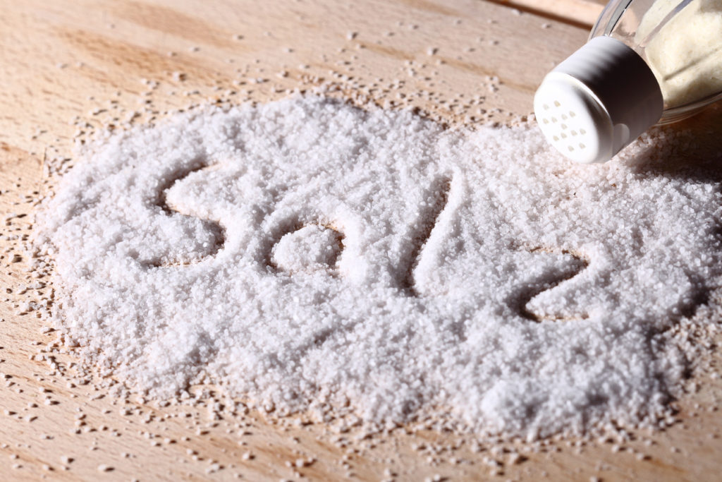 Hoher Salzkonsum begünstigt schon bei Jugendlichen ungesunde