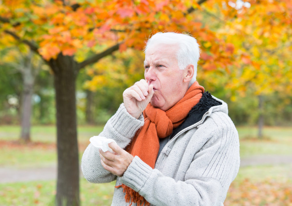 Husten ist ein natürlicher Reflex, der dazu dient, die Atemwege schnellstmöglich von Fremdkörpern oder Krankheitserregern zu befreien. (Bild: drubig-photo/fotolia.com) 