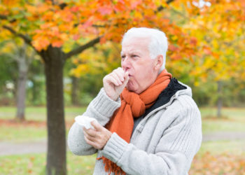 Husten ist ein  natürlicher Reflex, der dazu dient, die Atemwege schnellstmöglich von Fremdkörpern oder Krankheitserregern zu befreien. (Bild: drubig-photo/fotolia.com)