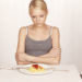 Die Ursachen für anhaltende Appetitlosigkeit können äußerst unterschiedlich sein. Die Folge ist meist ein deutlicher Gewichtsverlust. (Bild: tunedin/fotolia.com)