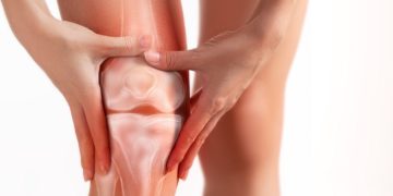 Das Kniegelenk ist das größte Gelenk des menschlichen Körpers und kann sowohl gedreht als auch gebeugt werden. (Bild: artstudio_pro/fotolia.com)