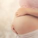 Ein Nierenstau tritt häufig in der Schwangerschaft auf - ohne dass die werdende Mutter etwas davon bemerkt. (Bild: Sondem/fotolia.com)