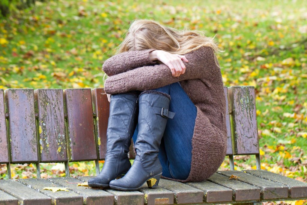 Ein Burn-Out kann in Depressionen münden, wenn nicht rechtzeitig Warnhinweise beachtet werden. (Bild: Jürgen Fälchle/fotolia)