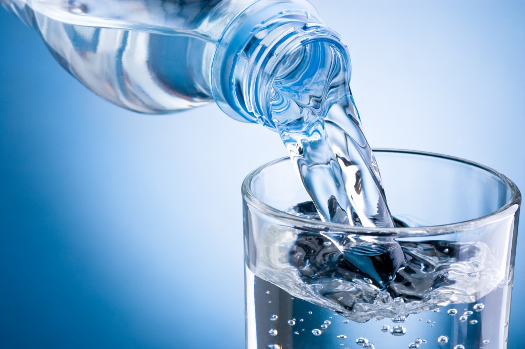 Mythos um den Durst: Wie viel sollten wir trinken? Bild: Hyrma/fotolia