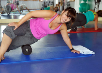 Faszientraining wird heute bereits in vielen Fitness-Studios angeboten. (Bild: photophonie/fotolia.com)