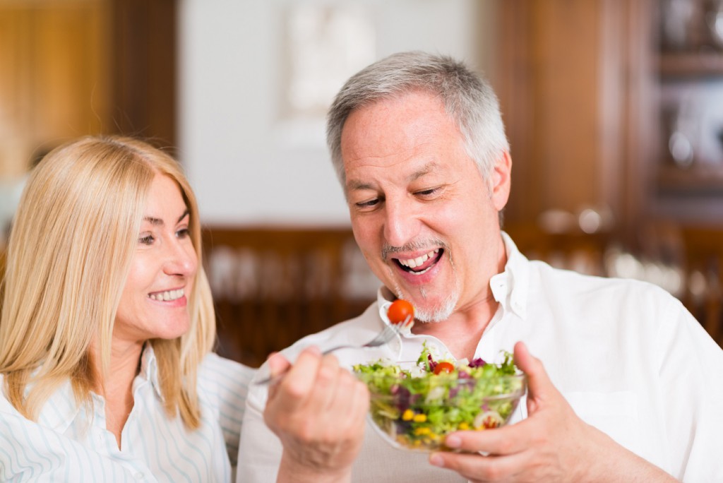 Frauen halten Männer gesund. Bild: Minerva Studio - fotolia