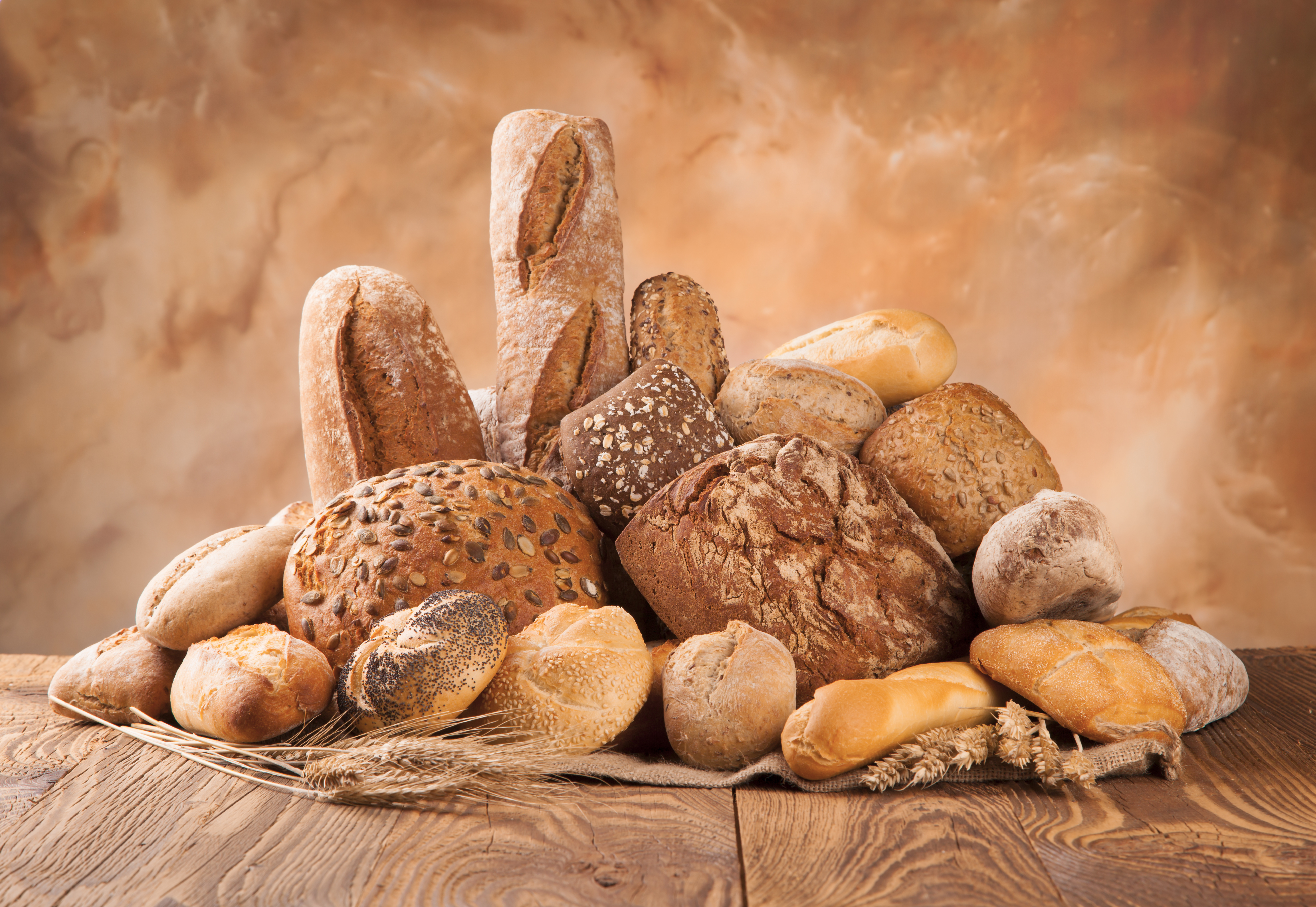 Nicht in eine Tüte: Brötchen werden durch Brot meist sehr matschig ...
