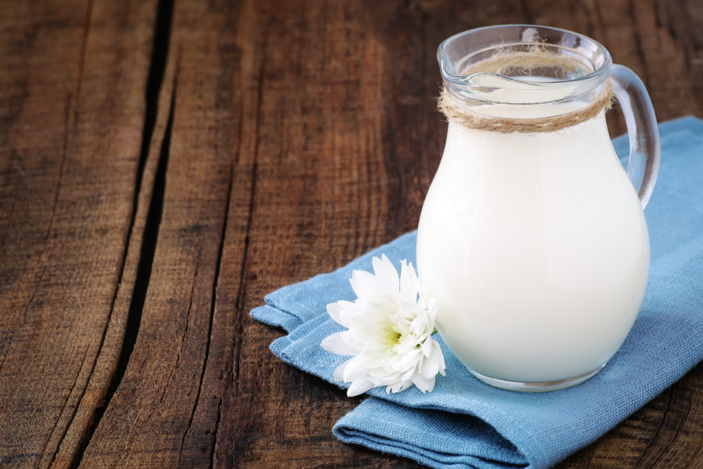 Laut einer Studie wirkt Milch entzündungshemmend. Bild: kuvona - fotolia