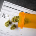 Apotheke stellt Forderungskatalog für einen Verkauf von medizinischem Cannabis in Apotheken auf. Bild: goodmanphoto - fotolia