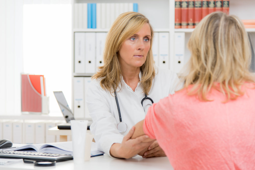 Neuer Service soll Kassenpatienten dabei helfen, schneller einen Facharzttermin zu bekommen. Bild: Picture-Factory - fotolia