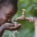 Tausende Kinder in Westafrika wurden durch die Ebola-Epidemie zu Waisen und sind nun auf Hilfe angewiesen. (Bild: Riccardo Niels Mayer/fotolia.com)