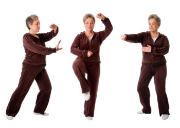 Auch für ältere Menschen ist Tai Chi eine gut Methode den Körper und Geist fit zu halten. (Bild: Paul Hakimata/fotolia.com)