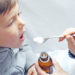 Für Kinder kein Codein Hustensaft! Bild: photophonie - fotolia