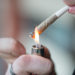 Nach dem Rauchen von vermeintlich harmlosen Kräutermischungen drohen schwere Bewustseinsstörungen und Kreislaufbeschwerden. (Bild: pe3check/fotolia.com)