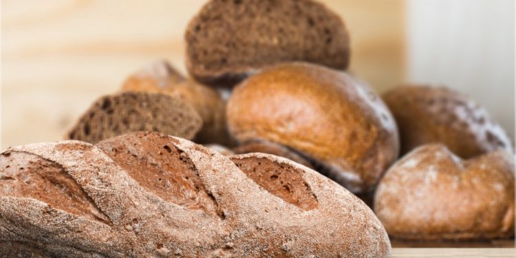 Verschiedene Brötchen und Brot