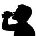 Energy Drinks sind für Kinder aufgrund des Koffeingehalts absolut tabu. (Bild: Snap2Art/fotolia.com)