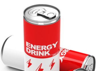 Manche  Jugendliche trinken zu bestimmten Gelegenheiten enorme Mengen an sogenannten Energydrinks. Die Folge können erhöhte gesundheitliche Risiken vor allem für das Herz-Kreislaufsystem sein.(Bild: beermedia.de/fotolia.com)