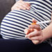 In Thüringen hören viele Frauen auch während der Schwangerschaft nicht auf zu rauchen. (Bild: highwaystarz/fotolia.com)