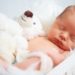 Tester finden Parfümstoffe in Baby-Feuchttüchern. Bild: JenkoAtaman - fotolia