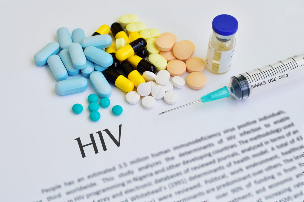 Die passive Immunisierung mit speziellen Antikörpern könnte einen medizinischen Durchbruch im Kampf gegen AIDS darstellen. (Bild: jarun011/fotolia.com) 