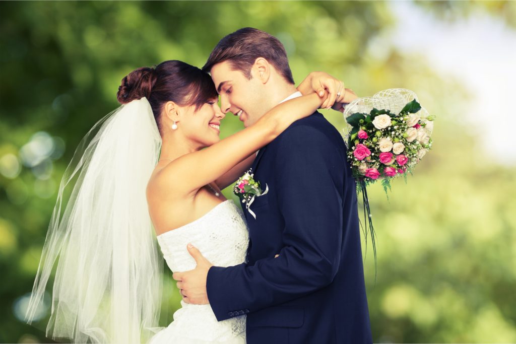 Krebserkankte haben eine bessere Wahrscheinlichkeit den Krebs zu überleben, wenn sie verheiratet sind. (Bild: BillionPhotos.com/fotolia.com)