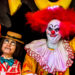 Clowns, Bestatter oder Menschen, deren Gestik und Mimik von der Norm abweichen, wirken auf andere Menschen oft unheimlich.  (Bild: moccabunny/fotolia.com)