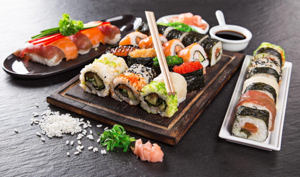 Essen für ein langes Leben? Konventionelles Sushi besteht aus rohem Fisch und Reis. Bild: Lukas Gojda - fotolia