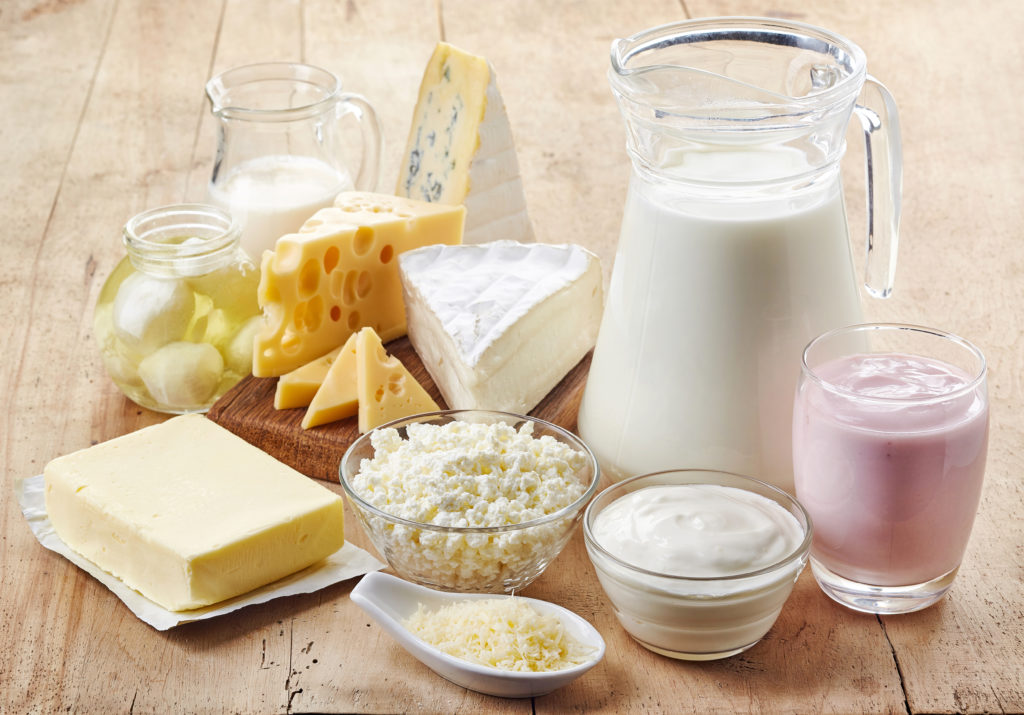 Im Falle einer Laktoseintoleranz treten die Beschwerden nach dem Verzehr von Milch bzw. Milchprodukten auf. (Bild: baibaz/fotolia.com) 