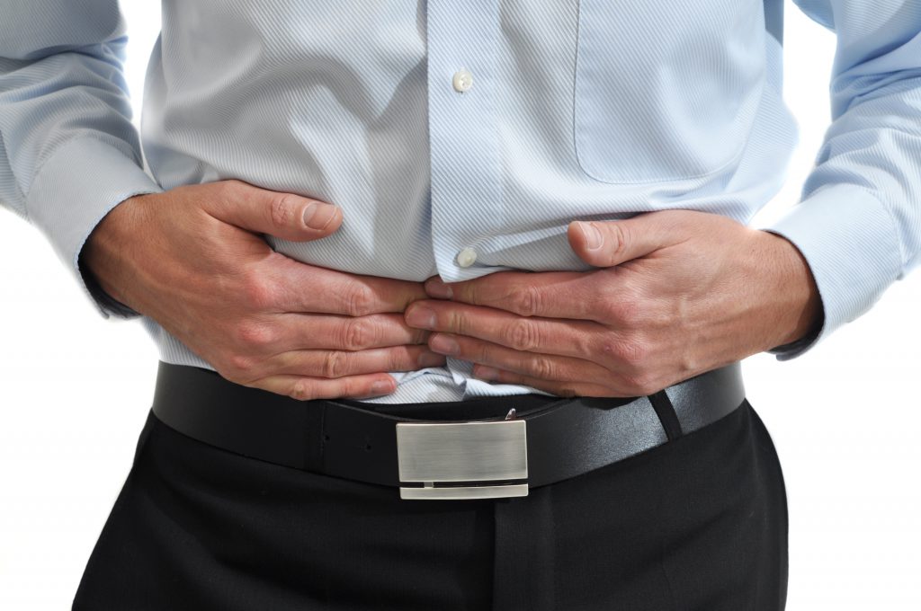 Insbesondere bei Beschwerden des Verdauungstraktes haben sich verschiedene Anwendungsformen des Odermennigs vielfach bewährt. (Bild: Doris Heinrichs/fotolia.com)