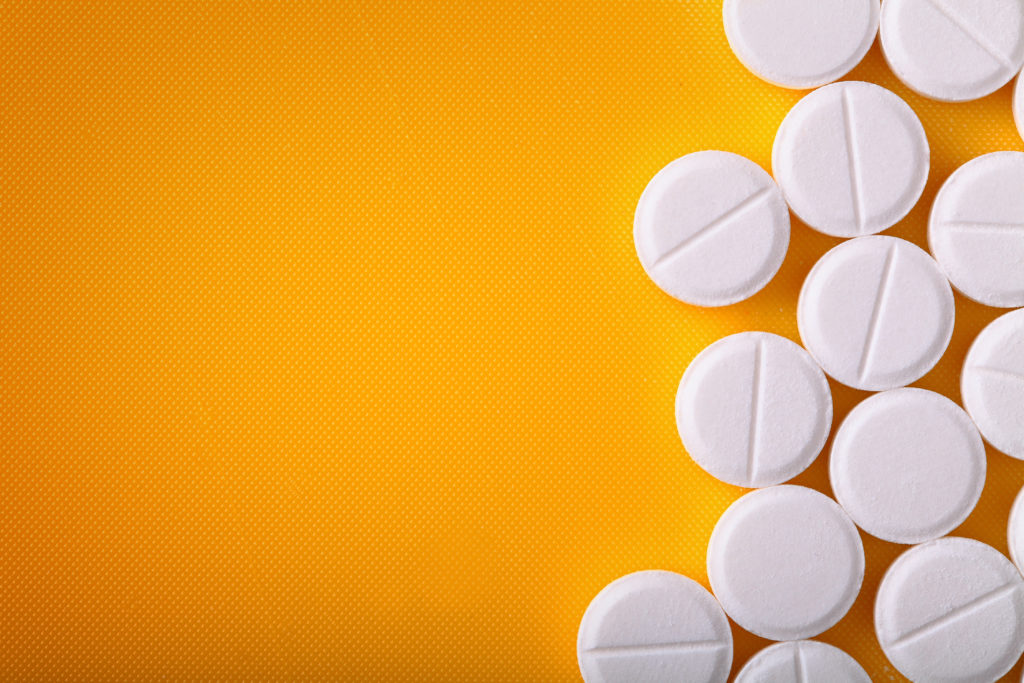 Wohl kaum ein Schmerzmittel wird in Deutschland so oft verwendet wie Paracetamol. Forscher haben nun eine bisher unbekannte Nebenwirkung beobachtet: Das Medikament schwächt unser Mitgefühl. (Bild: sudok1/fotolia.com)