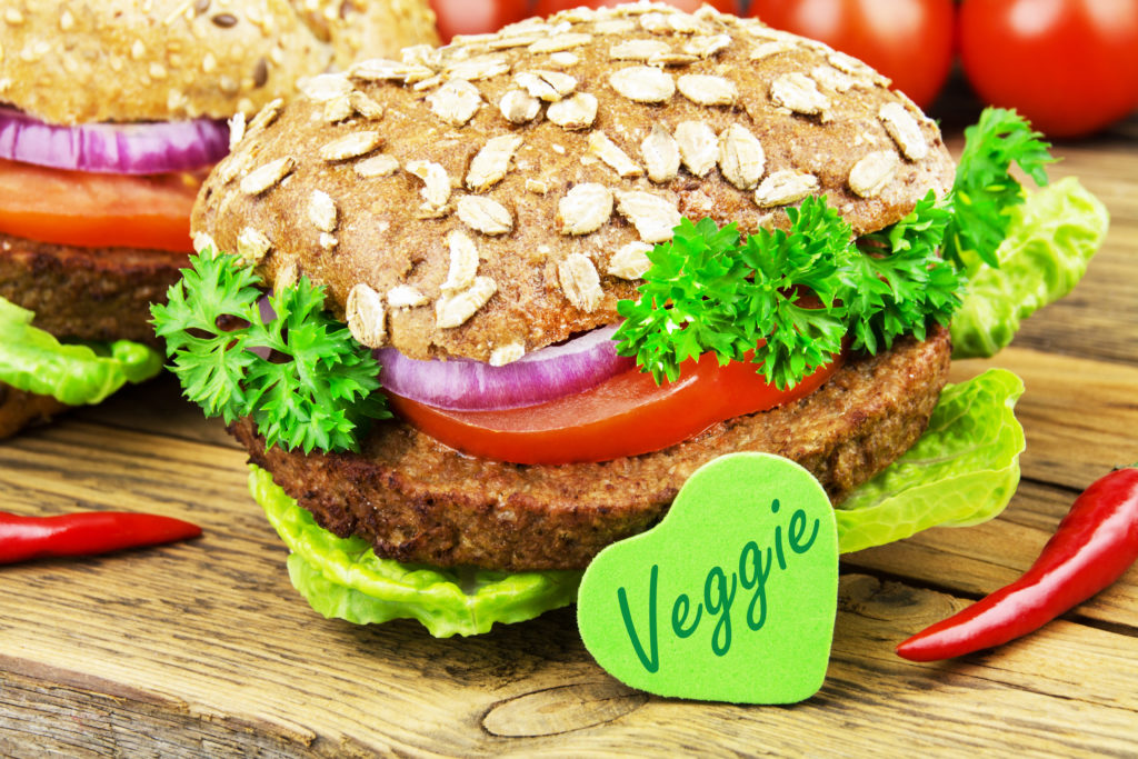 Vegetarische und vegane Lebensmittel erfreuen sich wachsender Beliebtheit. Die Umsätze für fleischlose Produkte haben sich in drei Jahren fast verdoppelt. (Bild: PhotoSG/fotolia.com)