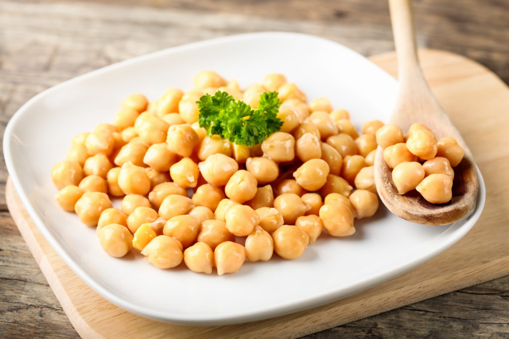 Gesunde Kichererbsen: Groß, lecker, orientalisch – Naturheilkunde ...
