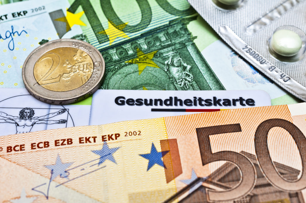 Die schwarz-rote Bundesregierung will die Versicherten entlasten und unterstützt die Krankenkassen mit 1,5 Milliarden Euro. Dafür sollen erstmals die Reserven des Gesundheitsfonds angezapft werden. (Bild: dessauer/fotolia.com)