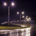 Immer mehr Straßenbeleuchtung wird auf LED Lampen umgestellt. Dadurch entstehen allerdings Gefahren für unser Gehirn und den Straßenverkehr. (Bild: Haz/fotolia.com)
