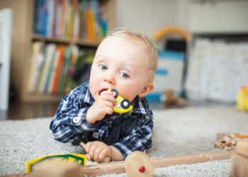 Manche Viren können stundenlang auf Plastikspielzeug überleben. Dieses wird dadurch zum Infektionsrisiko für Kinder. (Bild: Kristin Gründler/fotolia.com)