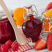 Den Sommer ins Glas füllen: Sirup oder Marmelade ganz einfach selbst zubereiten. Bild: PhotoSG - fotolia