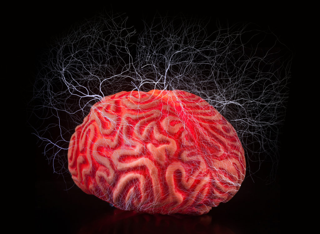 Haben Sie häufig Erinnerungsprobleme? Dann könnten Ihnen die Ergebnisse einer neuen Studie aus den Vereinigten Staaten helfen. Forscher fanden heraus, dass schwacher elektrischer Strom in unserem Gehirn unsere Erinnerungen verbessern kann. (Bild: Antonio Gravante/fotolia.com)