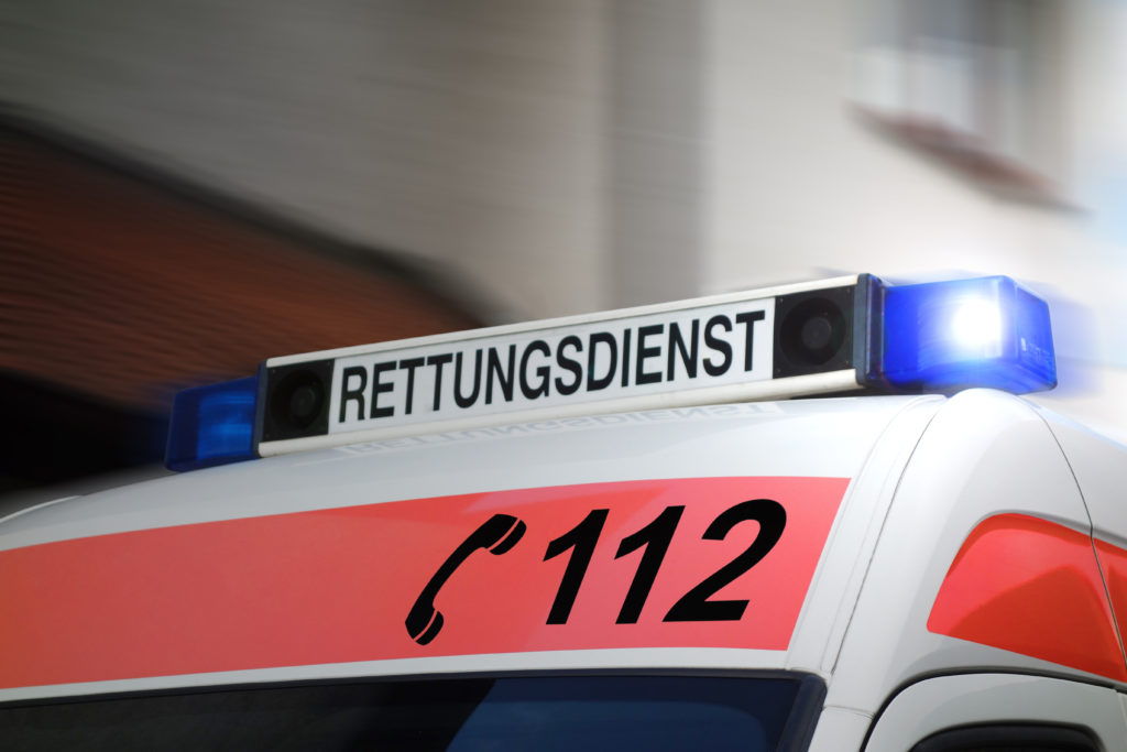 Mehr als die Hälfte der Schlaganfall-Patienten wird zu spät in eine Stroke-Unit gebracht. Eine Lyse-Behandlung ist dann oft nicht mehr möglich. (Bild: pattilabelle/fotolia.com)