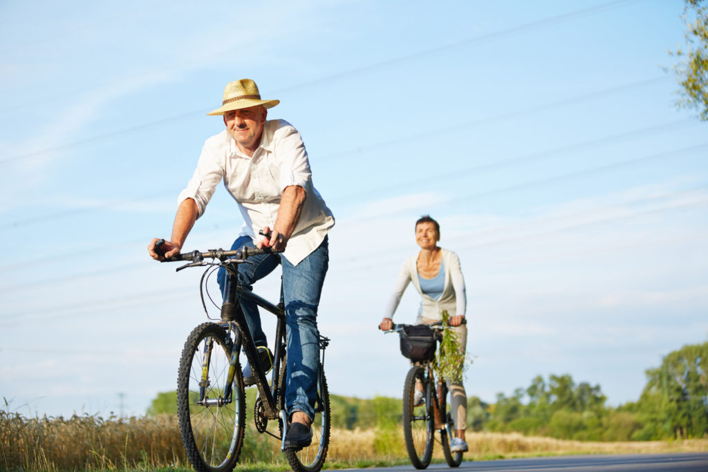 Einer neuen Studie zufolge kann moderate körperliche Aktivität bei Menschen über 65 Jahren die Herz-Kreislauf-Sterblichkeit um mehr als 50 Prozent senken. (Bild: Robert Kneschke/fotolia.com)