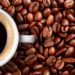 In den letzten Jahren werden immer mehr positive Auswirkungen von Kaffee auf die menschliche Gesundheit bekannt. Forscher fanden jetzt heraus, dass Kaffee sogar vor den tödlichen Folgen eines Herzinfarktes schützen kann. (Bild: BillionPhotos.com/fotolia.com)