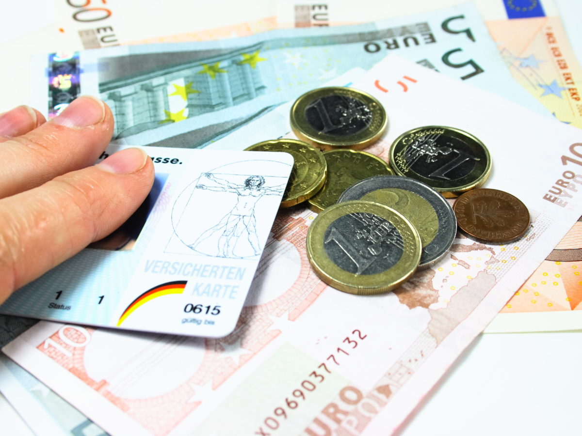 Hohere Krankenkassenbeitrage Mehrere Hundert Euro Durch Wechsel Sparen Heilpraxis