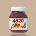 Im Internet taucht immer wieder ein Foto eines Nutella-Glases auf, das statt des Markenlogos die Zahl 4520 als Aufdruck hat. Was bedeutet die Ziffernfolge? (Bild: Quelle: Instagram)