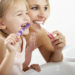 Die richtige Mundhygiene schützt nicht nur vor Karies und und Zahnfleischproblemen, sondern auch vor schwerwiegenden Krankheiten. Experten erläutern, worauf es beim Zähneputzen ankommt. (Bild: Monkey Business/fotolia.com)