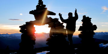 Schamanisches Ritual in der indianischen Medizin. Bild: Konstanze Gruber - fotolia