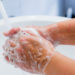 Händewaschen ist eine alltägliche Angelegenheit, die für die Gesundheit außerordentlich wichtig ist. Richtig durchgeführte Händehygiene stellt einen effektiven Schutz vor Krankheiten dar. (Bild: Picture-Factory/fotolia.com)
