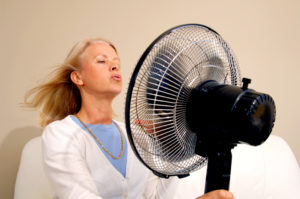 Das hilft gegen Hitzewallungen in der Menopause – Heilpraxis