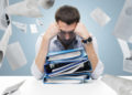 Der richtige Gedanke will nicht gelingen. Wenn Denkstörungen pathologischen Wert haben. Bild: Syda Productions - fotolia
