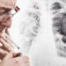 Lungenkrebs wird meist durch Rauchen ausgelöst. Die Heilungschance ist umso größer, je eher ein Tumor entdeckt wird. Ein Atemtest könnte künftig bei der Diagnose helfen. (Bild: Bits and Splits/fotolia.com)